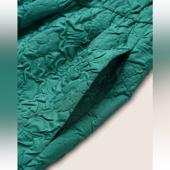 BloomChic Plus Size Plisse Patchwork Flutter Hem Square Neck Dress - Picture 4 of 7